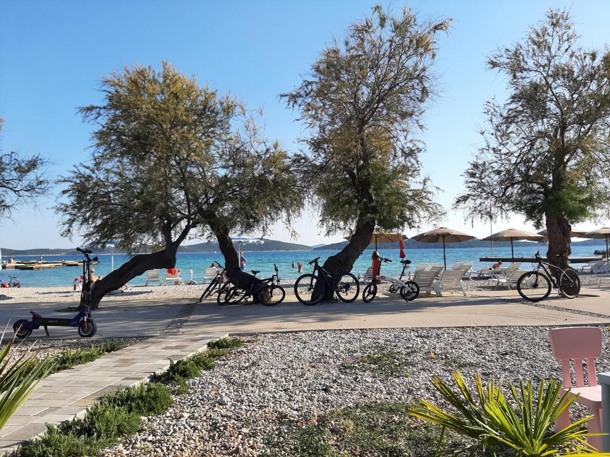 Gaestehaus Mimesis Vodice Esterno foto