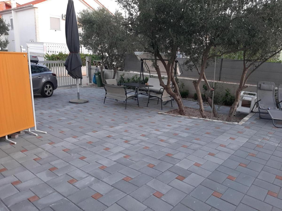 Gaestehaus Mimesis Vodice Esterno foto