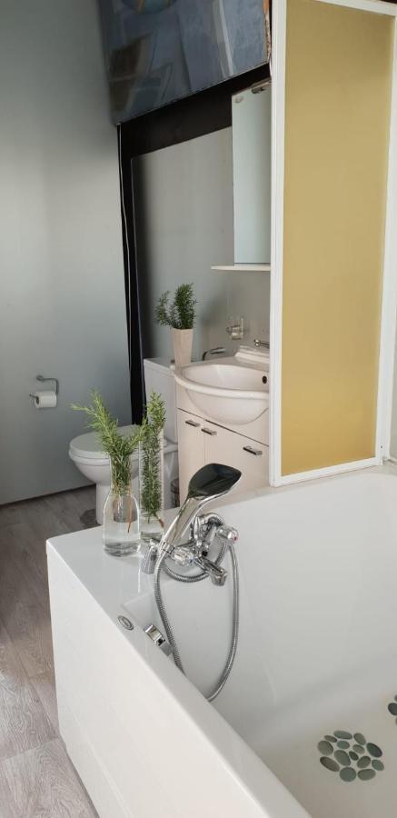 Gaestehaus Mimesis Vodice Esterno foto
