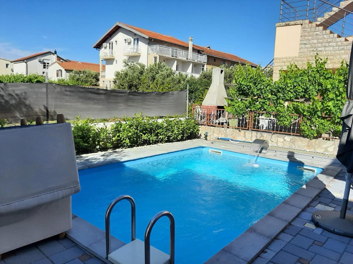 Gaestehaus Mimesis Vodice Esterno foto